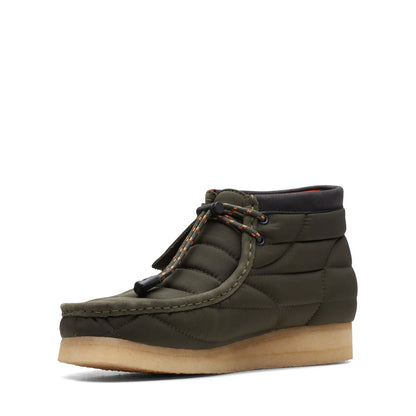 Clarks Wallabee Boot Men’s Green Canvas Lace-Up Chukka