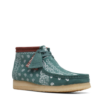 Clarks Originals Men's Wallabee Moccasin Boots – Green Suede Casual Footwear
